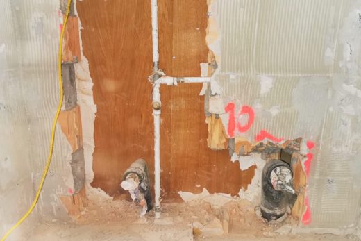 Sanitäre Leitung in eienr Wohnung